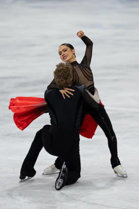 February 11, 2026, Milano, Lombardy, Italy: Madison Chock and Evan Bates of the United States perform in Figure skating, Eiskunstlauf Ice dancing, Eistanzen Free program and win the silver medal during the 2026 Winter Olympics at the Milano Ice Skating Arena on Wednesday in Milano. Milano Italy - ZUMAj89_ 20260211_oly_j89_040 Copyright: xPaulxKitagakixJr.x