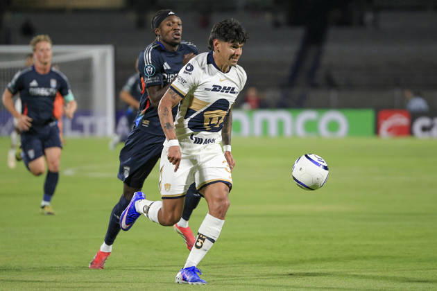 CONCACAF CHAMPIONS CUP 2026 CONCACAF CHAMPIONS CUP 2026 PUMAS VS SAN DIEGO FC 10022026 MEXICO CITY, MEXICO. Robert Morales (R) of Pumas UNAM of the Liga BBVA MX, during round 1 game of the CONCACAF Champions Cup 2026 at the Estadio Olimpico Ciudad Universitaria of Mexico City. Foto de accion de Robert Morales (D) de Pumas UNAM de la Liga BBVA MX, durante juego de la ronda 1 de la CONCACAF Champions Cup 2026, celebrado en el Estadio Olimpico de Ciudad Universitaria de la Ciudad de Mexico. Photo by IMAGENSHOP AGENCIA FOTOGRAFICA MEXICO CITY MEXICO CITY MEXICO Copyright: xIMAGENSHOPxAGENCIAxFOTOGRAFICAx