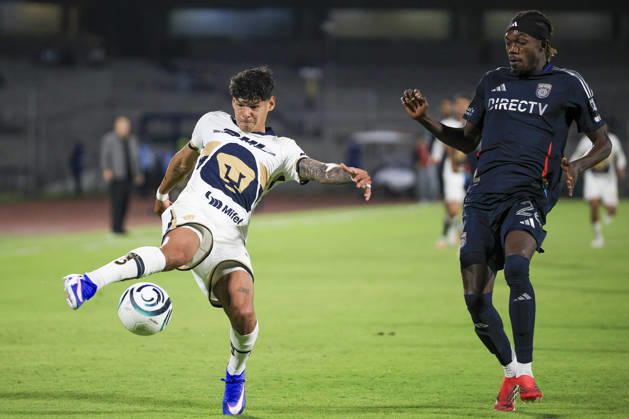 CONCACAF CHAMPIONS CUP 2026 CONCACAF CHAMPIONS CUP 2026 PUMAS VS SAN DIEGO FC 10022026 MEXICO CITY, MEXICO. Action photo of Robert Morales (L) of Pumas UNAM of the Liga BBVA MX and Manu Duah (R) of San Diego FC of the MLS, Fussball Herren, USA during round 1 game of the CONCACAF Champions Cup 2026 at the Estadio Olimpico Ciudad Universitaria of Mexico City. Foto de accion de Robert Morales (I) de Pumas UNAM de la Liga BBVA MX y Manu Duah (D) de San Diego FC de la MLS, durante juego de la ronda 1 de la CONCACAF Champions Cup 2026, celebrado en el Estadio Olimpico de Ciudad Universitaria de la Ciudad de Mexico. Photo by IMAGENSHOP AGENCIA FOTOGRAFICA MEXICO CITY MEXICO CITY MEXICO Copyright: xIMAGENSHOPxAGENCIAxFOTOGRAFICAx