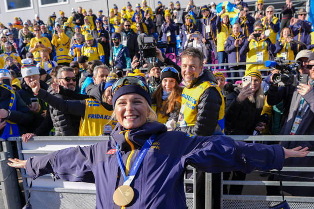 Winter Olympics in Milan Cortina 2026 Val di Fiemme, Italy 20260212 Gold medalist Frida Karlsson from Sweden after the women s cross country 10 km skating at Lago di Tesero during the Winter Olympics in Milano Cortina 2026 Photo Lise Aaserud NTB Val di Fiemme Italy EDITORIAL USE ONLY RESTRICTED USE FOR BETTING COMPANIES  Copyright: xLisexAserudx xNTBx