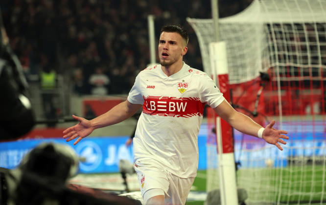 14.02.26 VfB Stuttgart - 1. FC Köln Deutschland, Stuttgart, 14.02.2026, Fussball, Bundesliga, Saison 2025 2026, VfB Stuttgart - 1. FC Köln: Ermedin Demirovic (VfB Stuttgart); Jubel Tor 2:1 Demirovic.