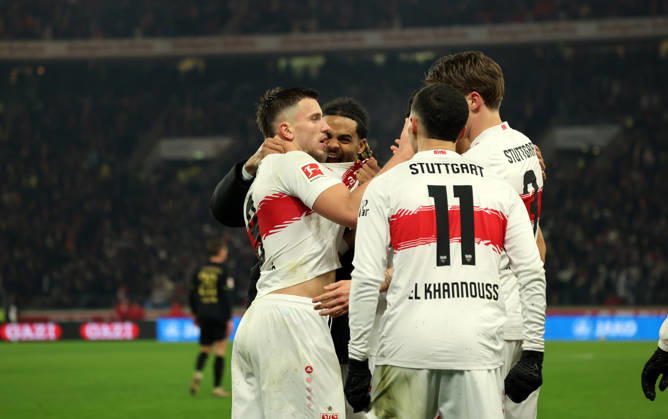 14.02.26 VfB Stuttgart - 1. FC Köln Deutschland, Stuttgart, 14.02.2026, Fussball, Bundesliga, Saison 2025 2026, VfB Stuttgart - 1. FC Köln: Ermedin Demirovic (VfB Stuttgart); Jubel Tor 2:1 Demirovic.