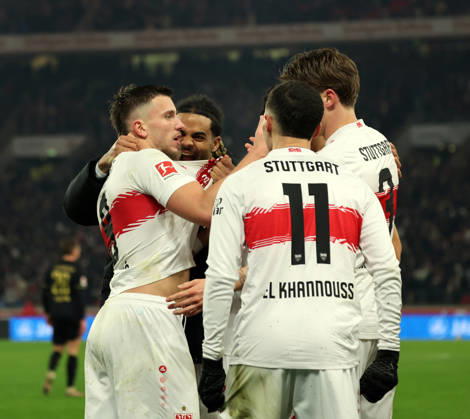 14.02.26 VfB Stuttgart - 1. FC Köln Deutschland, Stuttgart, 14.02.2026, Fussball, Bundesliga, Saison 2025 2026, VfB Stuttgart - 1. FC Köln: Ermedin Demirovic (VfB Stuttgart); Jubel Tor 2:1 Demirovic.