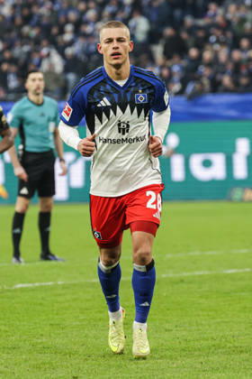 2026.02.14 xfsx Fussball 1. Bundesliga Hamburger Sportverein - 1.FC Union Berlin v.l. Miro Muheim (Hamburger SV ,28) (DFL regulations prohibit any use of photographs as image sequences and or quasi-video. Copyright: HMBxMedia FernandoxSoares