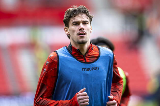 15th February 2026; Bet365 Stadium, Stoke, Staffordshire, England; FA Cup Football, Stoke City versus Fulham; Milan Smit of Stoke City during the warm up  TimxWilliams Content restricted for UK based newspaper