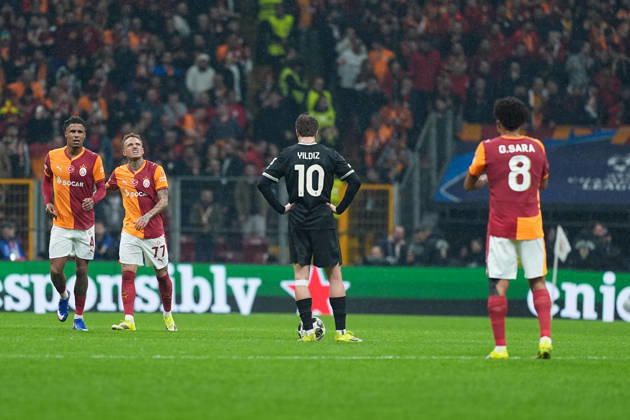 Galatasaray v Juventus - UEFA Champions League ISTANBUL, TURKIYE - FEBRUARY 17: Noa Lang (77) of Galatasaray celebrates with his teammates after scoring a goal during the UEFA Champions League last 16 playoff round first leg football match between Galatasaray and Juventus at RAMS Park in Istanbul, Turkiye on February 17, 2026. Adem Kutucu Anadolu Istanbul Turkey. Editorial use only. Please get in touch for any other usage.  Copyright: x2026xAnadoluxAdemxKutucux