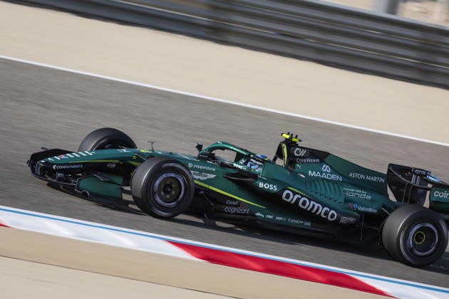 F1 - PRE-SEASON TESTING 2026 - BAHRAIN 2 14 ALONSO Fernando (spa), Aston Martin F1 Team AMR26, action during the Formula 1 Aramco pre-season testing 2026 of the 2026 FIA Formula One World Championship, WM, Weltmeisterschaft from February 18 to 20, 2026 on the Bahrain International Circuit, in Sakhir, Bahrain - SakhirBahrain Copyright: xEricxAlonsox