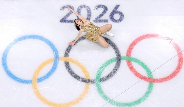 260219 -- MILAN, Feb. 19, 2026 -- Alysa Liu of the United States competes during the free skating match of Figure skating, Eiskunstlauf women single skating at the Milan-Cortina 2026 Olympic Winter games, Winterspiele,Spiele, Summer games in Milan, Italy, Feb. 19, 2026. MICO2026ITALY-MILAN-OLYMPIC WINTER GAMES-FIGURE SKATING-WOMEN SINGLE SKATING-FREE SKATING ChengxMin  (MICO2026)ITALY-MILAN-OLYMPIC WINTER GAMES-FIGURE SKATING-WOMEN SINGLE SKATING-FREE SKATING IMAGO ChengxMin  imago images 0848105612