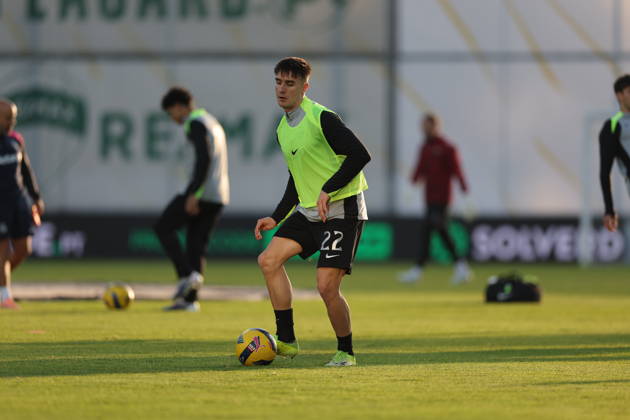 February 21, 2026, Guimaraes, Braga, Portugal: Ivo¡n Fresneda of Sporting CP in action during the Liga Portugal game between Moreirense FC and Sporting CP at Esto¡dio Comendador Joaquim de Almeida Freitas, Guimaraes, Braga, Portugal, on February 21, 2026. Liga Portugal Moreirense FC X Sporting CP - ZUMAe141 20260221_zsp_e141_018 Copyright: xLuisxEirasx