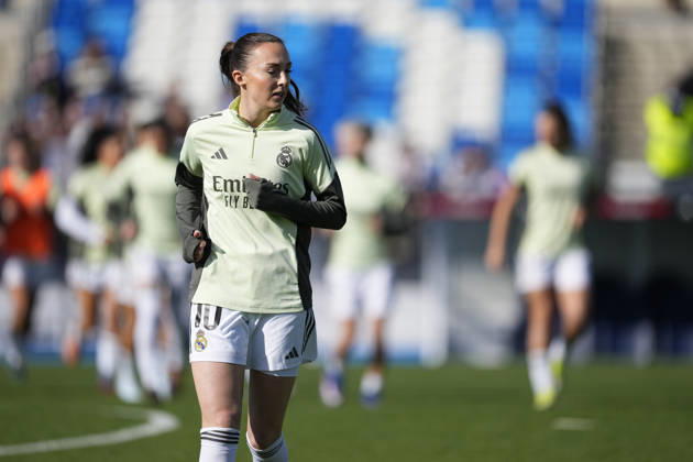 February 22, 2026, Valdebebas, Madrid, Spain: Caroline Weir of Real Madrid CF warms up during the Spanish Women League, Liga F, football match played between Real Madrid and CD Costa Adeje Tenerife at Alfredo Di Stefano stadium on February 22, 2026, in Valdebebas, Madrid, Spain. Valdebebas Spain - ZUMAa181 20260222_zaa_a181_008 Copyright: xOscarxJ.xBarrosox