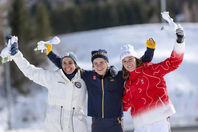 OLYMPICS - Winter Olympic Games, Olympische Spiele, Olympia, OS Milano Cortina 2026 TESERO,ITALY,22.FEB.26 - OLYMPICS, NORDIC SKIING, CROSS COUNTRY SKIING - Winter Olympic Games Milano Cortina 2026, 50km mass start, classic, women, medal ceremony. Image shows the rejoicing of Heidi Weng (NOR), Ebba Andersson (SWE) and Nadja Kaelin (SUI). GEPAxpictures xMatthiasxTrinkl