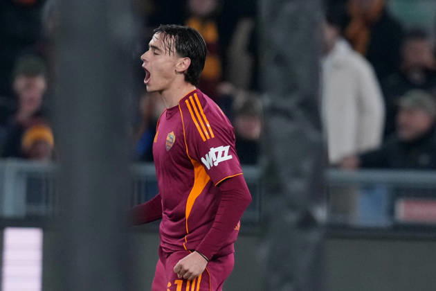 Roma™s Niccolo Pisilli celebrates after scoring 3-0 during the Serie A EniLive soccer match between Roma and Cremonese at the Rome s Olympic stadium, Italy - Sunday February 22, 2026 - Soccer ( Photo by Alfredo Falcone LaPresse )  Copyright: xAlfredoxFalcone LaPressex