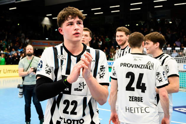 Goeppingen: HBL- 25 26 - Frisch Auf Goeppingen - THW Kiel Rasmus Ankermann (THW Kiel) Goeppingen EWS Arena Baden-Württemberg Deutschland