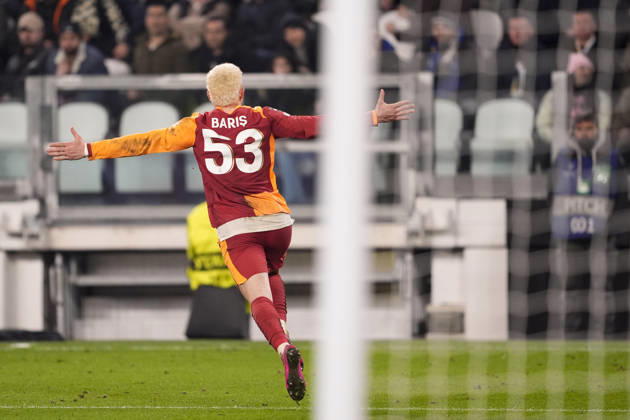 Galatasaray s Baris Yilmaz celebrates after scoring the 3-2 goal for his team during the Uefa Champions League soccer match between Juventus and Galatasaray at the Allianz Stadium in Turin, playoff 2 2, north west Italy - January 25, 2026. - Soccer  Copyright: xFabioxFerrari LaPressex