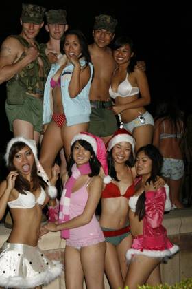 December 14, 2006 - Westwood, CA, U.S. - 13 December 2006 - Westwood, California - UCLA students participate in the Undie Run . Over five thousand University of California - Los Angeles students run through the streets in their underwear to ensure good grades on their final exams. Photo Credit: Russ Elliot AdMedia Copyright: xRussxElliotAdmediax