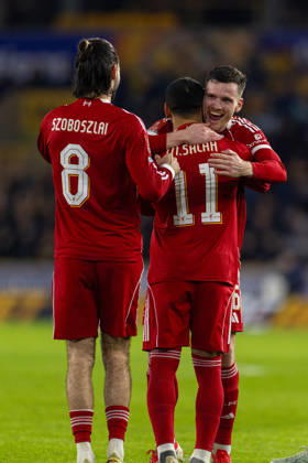 Football - FA Cup - 5th Round - Liverpool FC v Wolverhampton Wanderers FC WOLVERHAMPTON, ENGLAND - Friday, March 6, 2026: Liverpool s Mohamed Salah celebrates with team-mate Andy Robertson (R) after scoring the second goal during the FA Cup 5th Round match between Liverpool FC and Wolverhampton Wanderers FC at Molineux. (Photo by David Rawcliffe Propaganda) WOLVERHAMPTON Molineux WEST MIDLANDS ENGLAND Copyright: xPropagandaxPhotoxAgencyx P2026-03-06-Wolves_Liverpool-94
