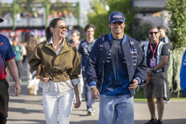 Formula One Australian Grand Prix Melbourne EB Carlos Sainz and Rebecca Donaldson during the Formula One Australian Grand Prix at Albert Park in Melbourne on March 8, 2026. Photo by Eliot Blondet ABACAPRESS.COM Melbourne Australia Australia Copyright: xBlondetxEliot ABACAx