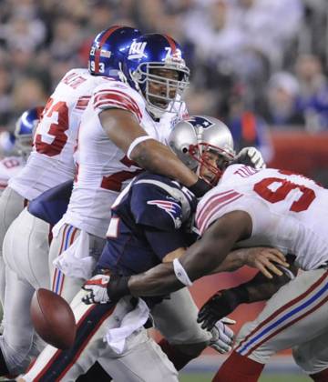 Feb. 3, 2008 - New England Patriots quarterback Tom Brady is sacked late in the second quarter by the New York Giants during Super Bowl XLII at University of Phoenix Stadium in Glendale, Arizona, on Sunday, February 3, 2008. (David Pokress Newsday MCT) Copyright: xDavidxPokressx