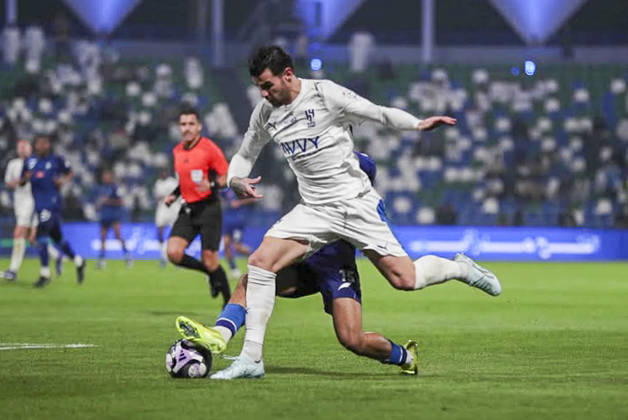 Saudi-Arabien: Fussball Saudi Pro League 2025 2026, 26. Spieltag - Al Fateh FC vs 1Al Hilal - Maydan Tamweel Aloula (Saudi Arabien): Theo Hernandez Theo Hernandez (Al Hilal, 19) Copyright: xAymanxAlahmedx