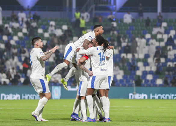 Saudi-Arabien: Fussball Saudi Pro League 2025 2026, 26. Spieltag - Al Fateh FC vs 1Al Hilal - Maydan Tamweel Aloula (Saudi Arabien): Tor und Torjubel zum Sergej Milinkovic-Savic (Al Hilal, 22) Malcom (Al Hilal, 10) Abdulkarim Darisi (Al Hilal, 14) Salem Al-Dawsari (Al Hilal, 29) Ruben Neves Ruben Neves (Al Hilal, 8) Copyright: xOumaimaxSouaidix