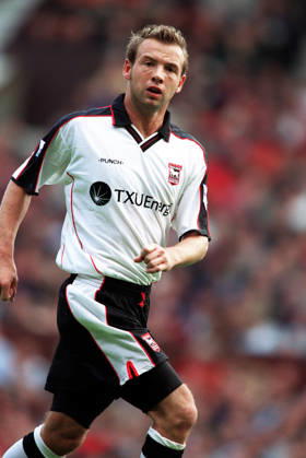 Manchester United, ManU v Ipswich Town, Premier League Marcus Stewart of Ipswich Town running during the Premier League match between Manchester United and Ipswich Town at Old Trafford on September 22, 2001 in Manchester, England . Manchester Old Trafford England United Kingdom Copyright: xAllstarxPicturexLibraryxLtdx