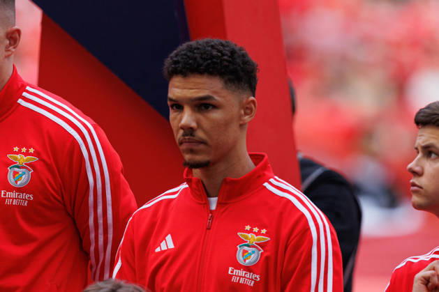 Alexander Bah seen during Liga Portugal game between teams of SL Benfica and Vitoria SC at Estadio Da Luz (Luis Loureiro Ball Raw Images PT) Lisbon Estadio Da Luz Portugal Copyright: xLuisxLoureirox luisloureirobenficavitoria252697
