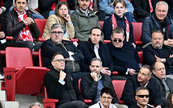 22.03.2026, xfux, Fussball 1.Bundesliga, FSV Mainz 05 - Eintracht Frankfurt, v.l. Vorstandsprecher CEO Axel Hellmann (Eintracht Frankfurt), Julien Zamberk (Finanzvorstand Eintracht Frankfurt), Philipp Reschke (Vorstandsmitglied Eintracht Frankfurt) (DFL DFB REGULATIONS PROHIBIT ANY USE OF PHOTOGRAPHS as IMAGE SEQUENCES and or QUASI-VIDEO) Mainz