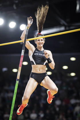 Sport Bilder des Tages TORUN, POLAND - MARCH 22: Eliza MCCARTNEY (NZL) competing in the women’s pole vault during the World Athletics Indoor Championships Kujawy Pomorze 26 on day 3 session 2 at Kujawsko-Pomorska Arena Torun on March 22, 2026 in Torun, Poland. Poland Copyright: xAxelxKohringx