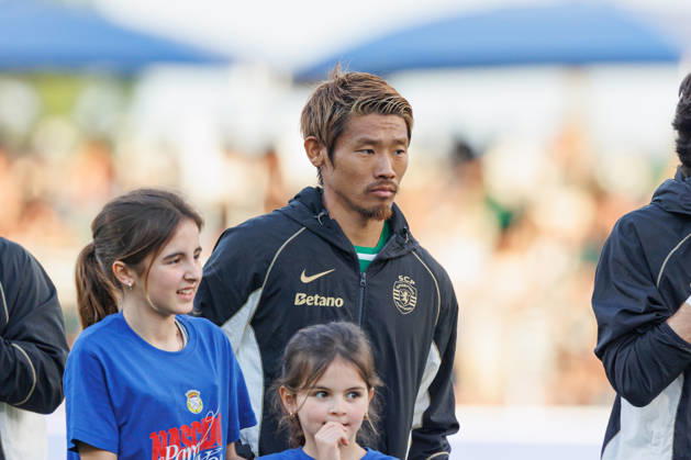 Hidemasa Morita seen during Liga Portugal game between teams of FC Alverca and Sporting CP (Luis Loureiro Ball Raw Images) Alverca Complexo Desportivo Alverca Portugal Copyright: xLuisxLoureirox LuisLoureiroAlvercaSPorting2526-87