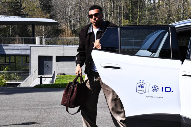 FOOTBALL : ARRIVEE DES BLEUS Baptiste AUTISSIER MAXPPP - Clairefontaine 23 03 2026 Baptiste AUTISSIER Maxppp Paris ; 23 03 2026 ; Kylian Mbappe lors de l arrivee des joueurs de lequipe de France de football a Clairefontaine le 23 Mars 2026. Clairefontaine Clairefontaine Ile de France France Copyright: xMAXPPPxBaptistexAUTISSIERx BAU202603234604 BAU202603234634