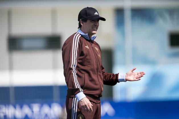 Aston Villa CF vs Elche CF, Winter Friendly Match, Unai Emery, the Spanish manager of Aston Villa FC, during the match. Aston Villa CF vs Elche CF, Winter Friendly Match, Pinatar Arena Football Center, San Pedro del Pinatar, Region of Murcia, Spain, 27 March 2026 San Pedro del Pinatar Pinatar Arena Region de Murcia Spain Copyright: xPascuxMendezx