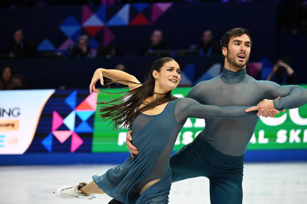 ISU Figure skating, Eiskunstlauf World Championships 2026 in Prague, Czech Republic - 28 Mar 2026 Laurence Fournier Beaudry (L) and Guillaume Cizeron of France perform during the Ice Dance Free Dance competition at the ISU Figure Skating World Championships 2026 at the O2 Arena. ISU Figure Skating World Championships 2026 takes place from 24th to 29th of March in Prague, Czech Republic. Prague Czech Republic Copyright: xTomasxTkacikx xSOPAxImagesx 20260328-isu-dance-5