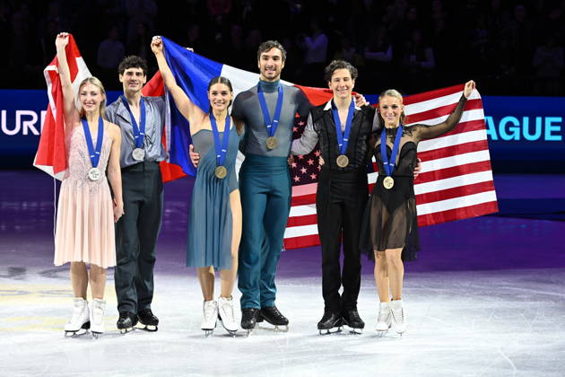 ISU Figure skating, Eiskunstlauf World Championships 2026 in Prague, Czech Republic - 28 Mar 2026 (L-R) Silver medalists Piper Gilles and Paul Poirier of Canada, Gold medalists Laurence Fournier Beaudry and Guillaume Cizeron of France and Bronze medalists Emilea Zingas and Vadym Kolesnik of the United States as seen during the medal ceremony for Ice Dance competition at the ISU Figure Skating World Championships 2026 at the O2 Arena. ISU Figure Skating World Championships 2026 takes place from 24th to 29th of March in Prague, Czech Republic. Prague Czech Republic Copyright: xTomasxTkacikx xSOPAxImagesx 20260328-isu-dance-33