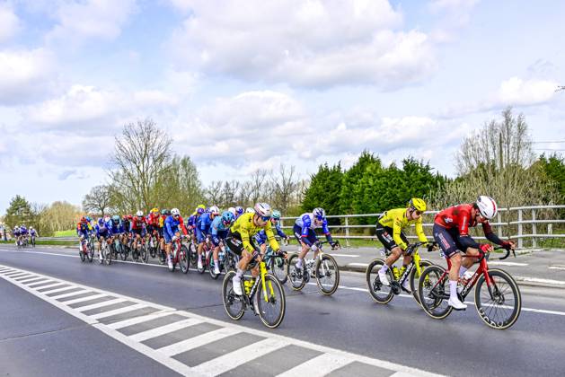 In Flanders Fields From Middelkerke to Wevelgem 2026 Cycling Race WEVELGEM, BELGIUM - MARCH 29 : DRIZNERS Jarrad of Red Bull BORA Hansgrohe, AFFINI Edoardo of Team Visma Lease a Bike, BEULLENS Cedric of Lotto Intermarche, VAN AERT Wout of Team Visma Lease a Bike, during the 88th edition of In Flanders Fields From Middelkerke to Wevelgem an UCI World Tour 1.UWT one day cycling road race for Men Elite of 240 km with start in Middelkerke and finish in Wevelgem on March 29, 2026 in Wevelgem, Belgium, 29 03 2026 ( Motordriver Guy De Vuyst - Wevelgem Belgium Copyright: xJanxDexMeuleneirx
