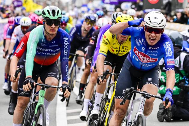 In Flanders Fields From Middelkerke to Wevelgem 2026 Cycling Race WEVELGEM, BELGIUM - MARCH 29 : Philipsen Jasper (BEL) of Alpecin Premier Tech celebrating during the 88th edition of In Flanders Fields From Middelkerke to Wevelgem an UCI World Tour 1.UWT one day cycling road race for Men Elite of 240 km with start in Middelkerke and finish in Wevelgem on March 29, 2026 in Wevelgem, Belgium, 29 03 2026 ( Motordriver Guy De Vuyst - Wevelgem Belgium Copyright: xJanxDexMeuleneirx