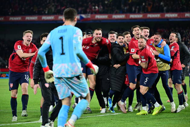Czech team celebrate their qualification for the World Cup, after winning the final match of the World Cup qualification play-off Czechia against Denmark, in Prague, Czech Republic, on March 31, 2026. (CTKxPhoto MichalxKamaryt) CTKPhotoP2026033110681  CTKPhotoP2026033110681