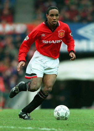 Manchester United, ManU V Ipswich Town, Premier League Paul Ince of Manchester United on the ball during the Premier League match between Manchester United and Ipswich Town at Old Trafford on March 4, 1995 in Manchester, England. Manchester Old Trafford England United Kingdom Copyright: xAllstarxPicturexLibraryxLtdx