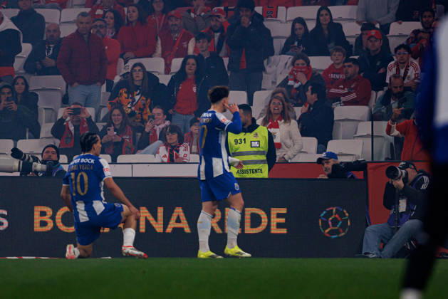 Oskar Pietuszewski seen celebrating after scoring goal during Liga Portugal game between teams of SL Benfica and FC Porto at Estadio Da Luz (Maciej Rogowski Ball Raw Images PT) Lisbon Estadio Da Luz Portugal Copyright: xMaciejxRogowskix maciejrogowski_slbenfica_fcporto_2526-214