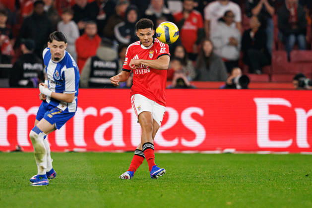 Alexander Bah seen during Liga Portugal game between teams of SL Benfica and FC Porto at Estadio Da Luz (Maciej Rogowski Ball Raw Images PT) Lisbon Estadio Da Luz Portugal Copyright: xMaciejxRogowskix maciejrogowski_slbenfica_fcporto_2526-370