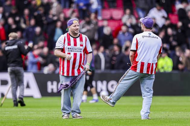 EINDHOVEN , 04-04-2025 , Philips stadium , season 2025 2026 , Dutch Eredivisie football , match between PSV and FC Utrecht , picture shows , FF Serieus PSV - Utrecht x202832039x Copyright: