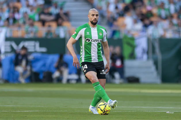Real Betis Balompie v RCD Espanyol de Barcelona - LaLiga EA Sports Sofyan Amrabat of Real Betis controls the ball during the La Liga EA Sports match between Real Betis and RCD Espanyol de Barcelona at La Cartuja Stadium in Seville, Spain, on April 4, 2026. Seville Spain  Copyright: xJosexLuisxContrerasx originalFilename:joseluiscontreras-realbeti260404_npqjq
