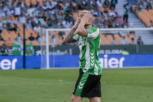 Real Betis Balompie v RCD Espanyol de Barcelona - LaLiga EA Sports Pablo Garcia of Real Betis reacts to a missed opportunity during the La Liga EA Sports match between Real Betis and RCD Espanyol de Barcelona at La Cartuja Stadium in Seville, Spain, on April 4, 2026. Seville Spain  Copyright: xJosexLuisxContrerasx originalFilename:joseluiscontreras-realbeti260404_npBbh