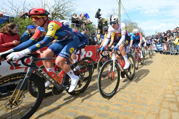 Danish Mads Pedersen of Lidl-Trek and Czech Mathias Vacek of Lidl-Trek pictured in action during the men s race of the Ronde van Vlaanderen Tour des Flandres Tour of Flanders UCI WorldTour one day cycling race, 278 km from Antwerp to Oudenaarde, Sunday 05 April 2026. DAVIDxPINTENS x169863652x