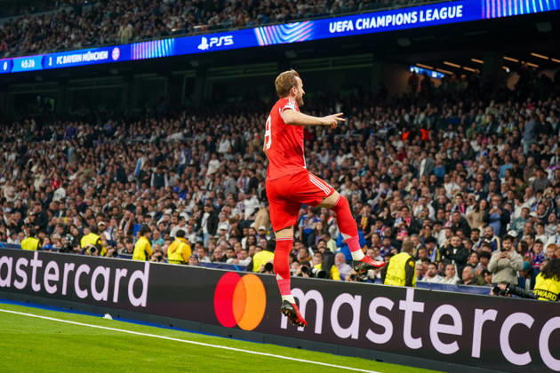 Spanien: Fussball UEFA Champions League 2025 2026, Viertelfinale - Real Madrid vs FC Bayern München - Bernabeu (Madrid): Tor und Torjubel zum 0:2 durch Harry Kane (FC Bayern München, 9) Freude, Emotionen, Jubel Copyright: xJOERANxSTEINSIEKx