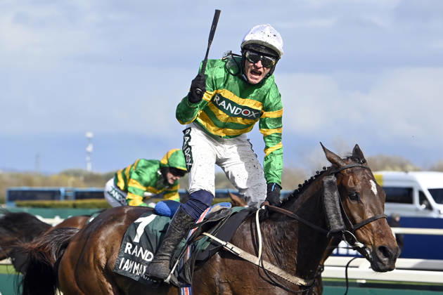 11.04.2026, Aintree, Liverpool, GBR - I am Maximus with Paul Townend up wins the Grand National. Aintree racecourse. (Pferd, Jockey, I am Maximus, Townend, Sieg, Ziel, Zielankunft) 260411C966AINTREE.JPG