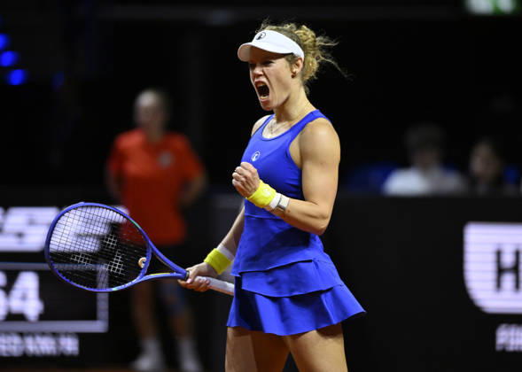 Laura Siegemund (GER) Jubel Freude Emotion Tennis Damen Porsche-Cup Porsche Tennis Grand Prix GP Stuttgart 2026 Porsche Arena 11-19.04.2026 DFL REGULATIONS PROHIBIT ANY USE OF PHOTOGRAPHS AS IMAGE SEQUENCES AND OR QUASI-VIDEO Tennis Damen Porsche-Cup Porsche Tennis Grand Prix GP Stuttgart 2026