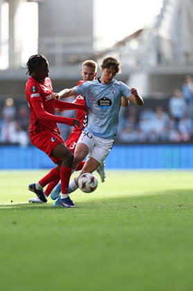 Real Club Celta v SC Freiburg - UEFA Europa League 2025 26 Quarter-Final Second Leg Hugo Gonzalez of Celta Vigo participates in the UEFA Europa League 2025 26 Quarter-Final Leg Two match between Real Club Celta and SC Freiburg at Estadio Balaidos in Vigo, Spain, on April 16, 2026. vigo Vigo Spain Copyright: xLuisxEirasx originalFilename:eiras-uefaeuro260416_nppSX