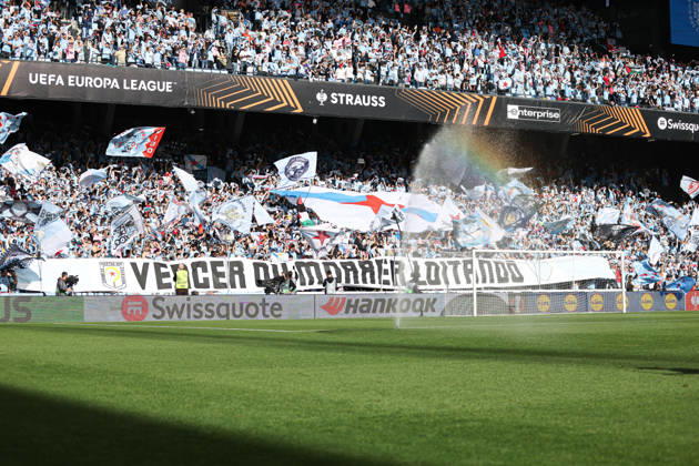 Real Club Celta v SC Freiburg - UEFA Europa League 2025 26 Quarter-Final Second Leg Celta Vigo supporters attend the UEFA Europa League 2025 26 Quarter-Final Leg Two match between Real Club Celta and SC Freiburg at Estadio Balaidos in Vigo, Spain, on April 16, 2026. vigo Vigo Spain Copyright: xLuisxEirasx originalFilename:eiras-uefaeuro260416_np9V9