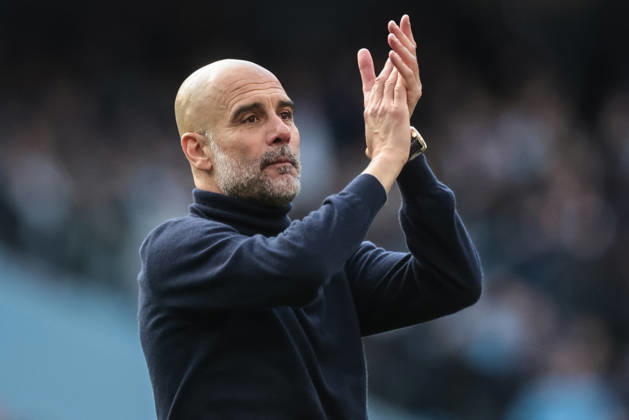 Manchester City v Arsenal - Premier League Pep Guardiola, manager of Manchester City, applauds the fans after the final whistle during the Premier League match between Manchester City and Arsenal at Etihad Stadium in Manchester, United Kingdom, on April 19, 2026. Manchester United Kingdom Copyright: xNewsxImagesx originalFilename:cosgrove-premierl260419_npdSv