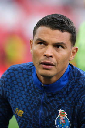 Nottingham Forest v FC Porto - UEFA Europa League Quarter Final Thiago Silva of FC Porto seen warming up during the UEFA Europa league quarter final football match between Nottingham Forest and FC Porto. Final score : Nottingham Forest 1 : 0 FC Porto Nottingham United Kingdom Copyright: xPaulxBonserx xSOPAxImagesx 00025